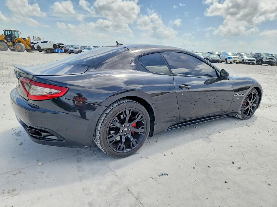 2014 Maserati Granturismo VIN ZAM45VLA1E0079444 COPART salvage auction — NORMAL WEAR, TX - CERT OF TITLE-REBUILT SALVAGE, sold $14,000 on 2026-07-31 (photo 3)