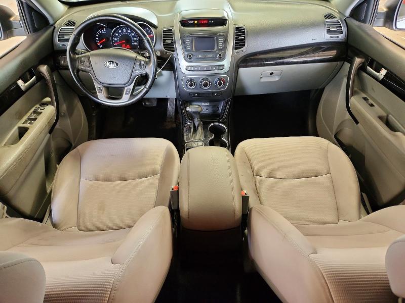 2015 Kia Sorento VIN 5XYKTCA69FG592327 COPART salvage auction — MECHANICAL, Mn - Certificate Of Title, sold $625 on 2026-07-28 (photo 8)