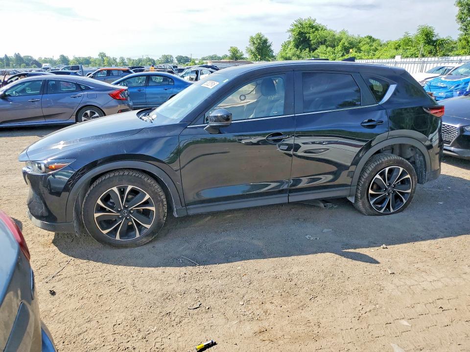 2024 Mazda Cx-5 VIN JM3KFBCL1R0484371 COPART salvage auction — SIDE, ON - PERMIT NO BRAND - UNFIT, sold $12,800 on 2026-07-28 (photo 1)