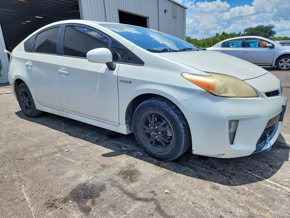 2013 Toyota Prius VIN JTDKN3DU3D5682938 COPART salvage auction — FRONT END, Fl - Certificate Of Title, sold $2,900 on 2026-07-15 (photo 4)