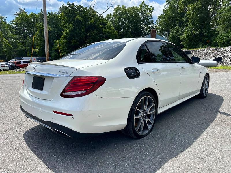 2018 Mercedes-benz E-klasse amg VIN WDDZF6EB6JA302817 COPART salvage auction — MINOR DENT/SCRATCHES, Ne - Certificate Of Title, sold $13,500 on 2026-07-29 (photo 3)