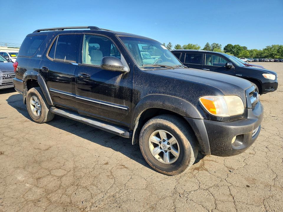 2005 Toyota Sequoia VIN 5TDBT44A55S239428 COPART salvage auction — MECHANICAL, PA - CERT OF TITLE, sold $300 on 2026-07-28 (photo 4)