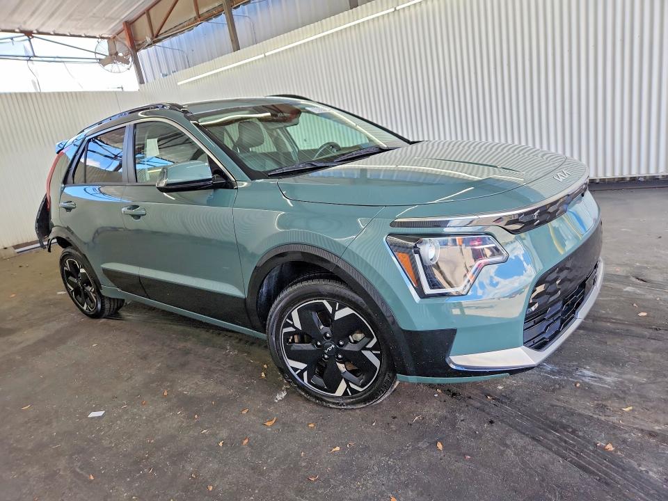 2023 Kia Niro VIN KNDCR3L15P5045196 COPART salvage auction — REAR END, Fl - Certificate Of Destruction, sold $1,050 on 2026-07-30 (photo 4)