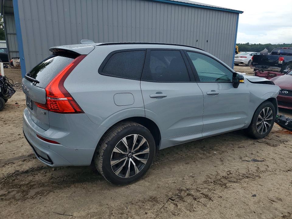2025 Volvo Xc60 VIN YV4M12RC4S1183467 COPART salvage auction — FRONT END, FL - CERTIFICATE OF DESTRUCTION, sold $14,400 on 2026-08-07 (photo 3)