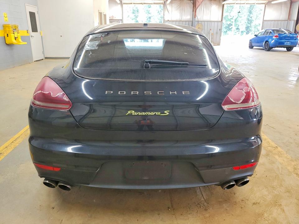 2016 Porsche Panamera VIN WP0AD2A77GL040584 COPART salvage auction — FRAME DAMAGE, NC - DLR ONLY-CLEAN/OVER 25% DAMAGE, sold $11,000 on 2026-07-29 (photo 6)