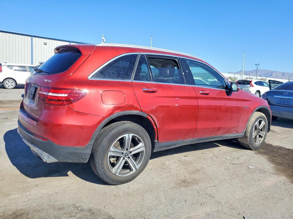2019 Mercedes-benz Glc VIN WDC0G5EB2KF495797 COPART salvage auction — REAR END, Wi - Certificate Of Title (P), sold $3,850 on 2026-07-28 (photo 3)