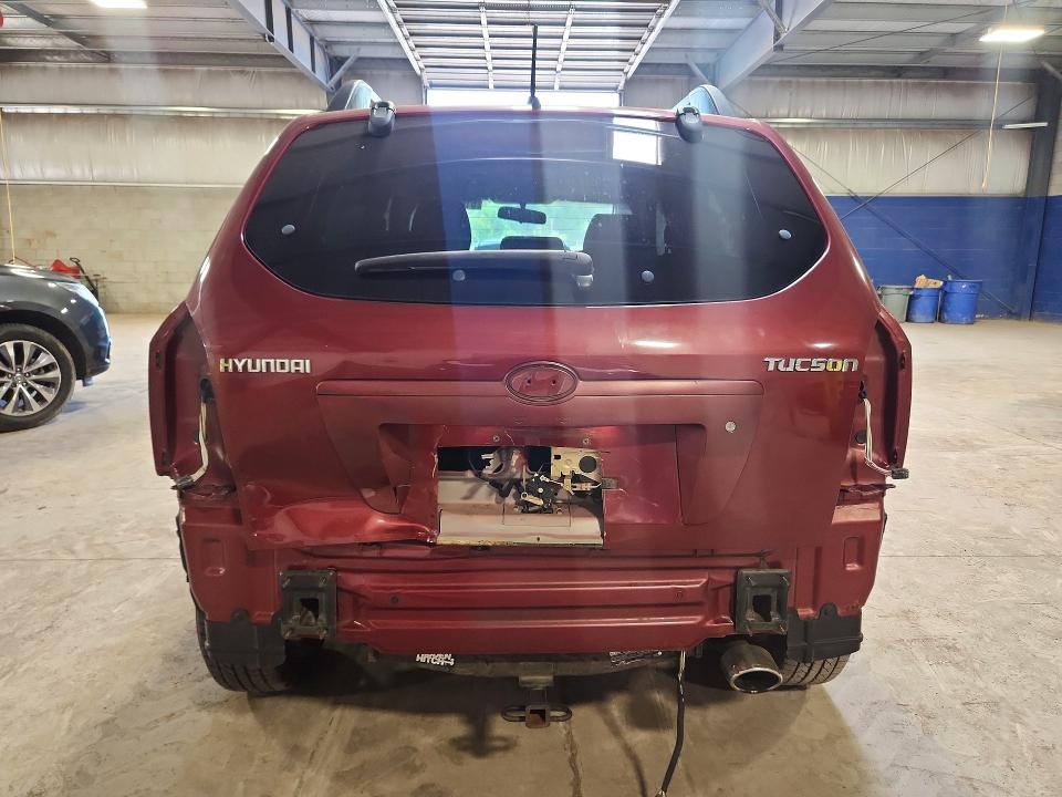 2005 Hyundai Tucson VIN KM8JM12B85U084688 COPART salvage auction — REAR END, PA - CERTIFICATE OF SALVAGE, sold $475 on 2026-07-27 (photo 6)