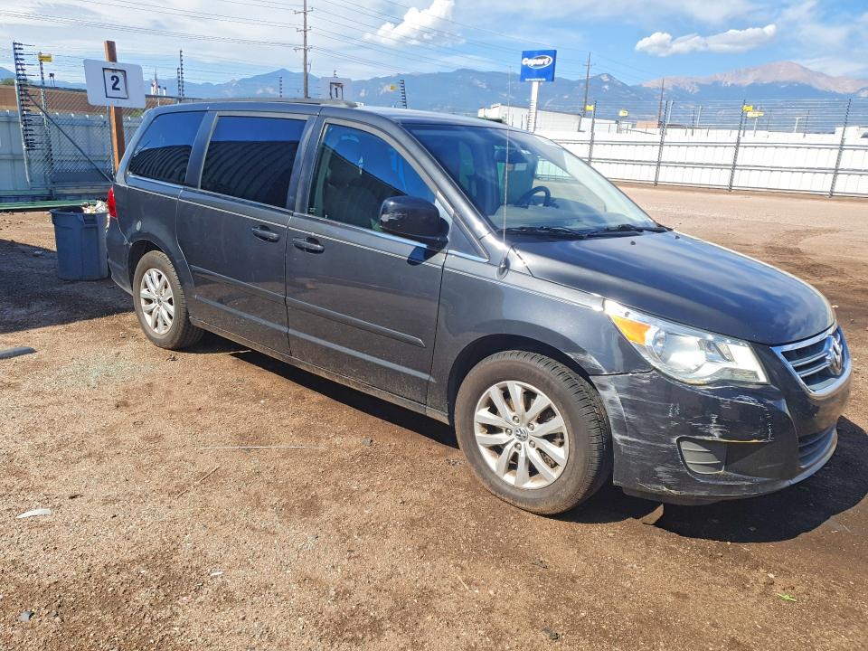 2012 Volkswagen Routan VIN 2C4RVABG2CR276327 COPART salvage auction — NORMAL WEAR, Co - Dis/Dlr/Exp Only Clean Title, sold $450 on 2026-08-05 (photo 4)