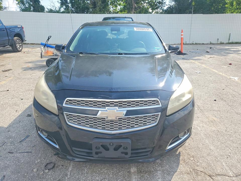 2013 Chevrolet Malibu VIN 1G11H5SA2DU130949 COPART salvage auction — MINOR DENT/SCRATCHES, Mo - Certificate Of Title, sold $475 on 2026-07-31 (photo 5)