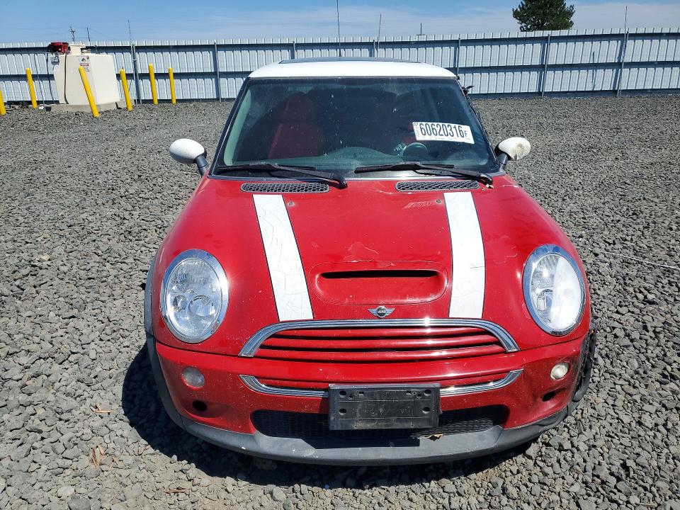 2003 Mini Cooper VIN WMWRE33473TD61866 COPART salvage auction — BURN, WA - BILL OF SALE, sold $80 on 2026-08-05 (photo 5)