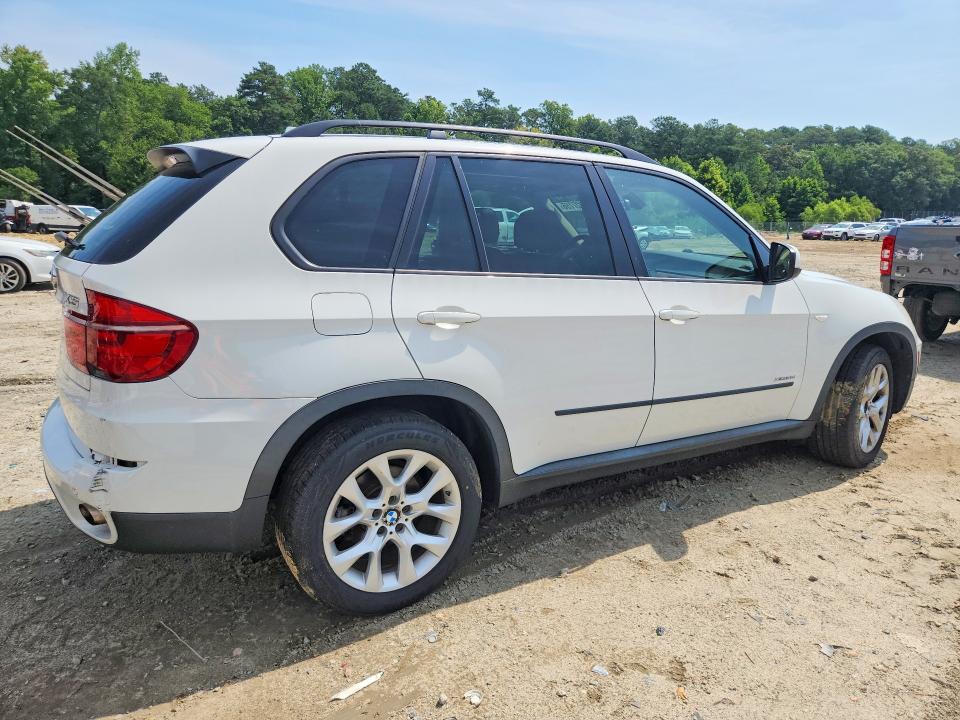 2012 BMW X5 VIN 5UXZV4C55CL757310 COPART salvage auction — NORMAL WEAR, Md - Certificate Of Title, sold $250 on 2026-07-28 (photo 3)