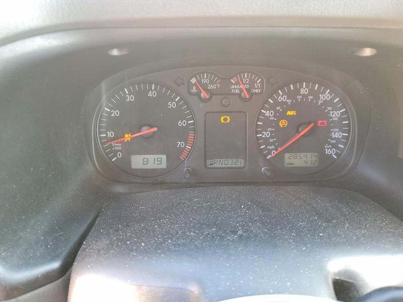 2002 Volkswagen Eurovan VIN WV2KB47092H001928 COPART salvage auction — WATER/FLOOD, PA - CERT OF SALVAGE-W=FLOOD VEH, sold $500 on 2026-08-17 (photo 9)