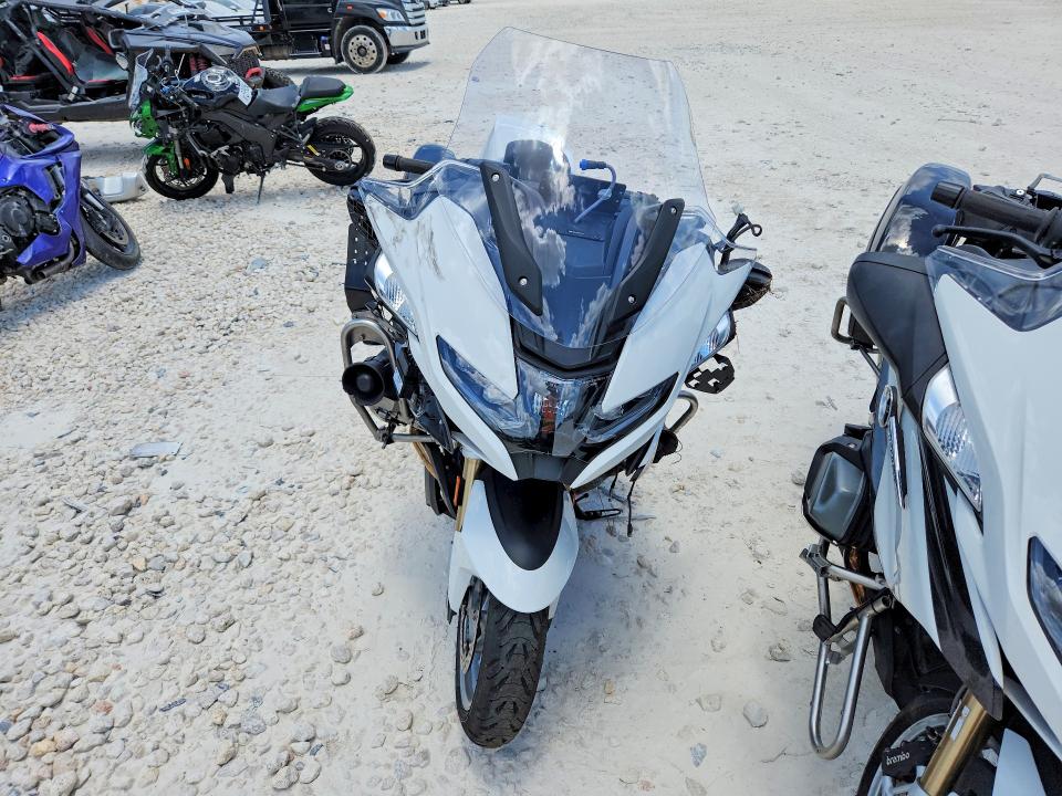 2024 BMW R 1250 VIN WB10L0307R6K22691 COPART salvage auction — FRONT END, Tx - Salvage Vehicle Title, sold $4,150 on 2026-07-30 (photo 2)
