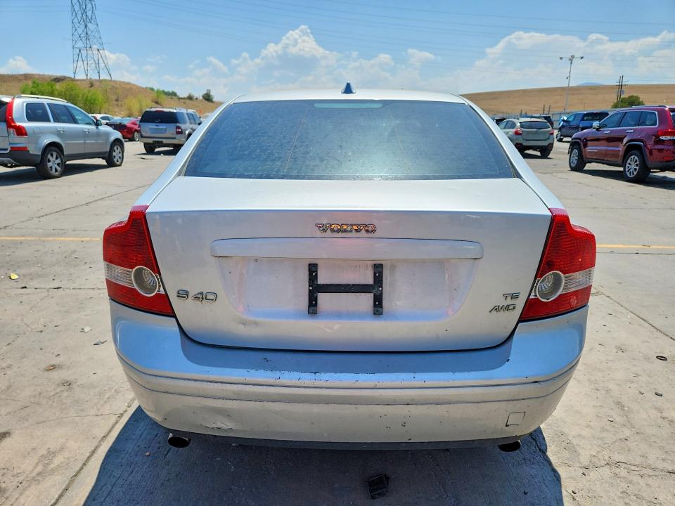 2007 Volvo S40 VIN YV1MH682372287782 COPART salvage auction — HAIL, Co - Cert Of Title-Rebuilt Salvage, sold $325 on 2026-08-17 (photo 6)