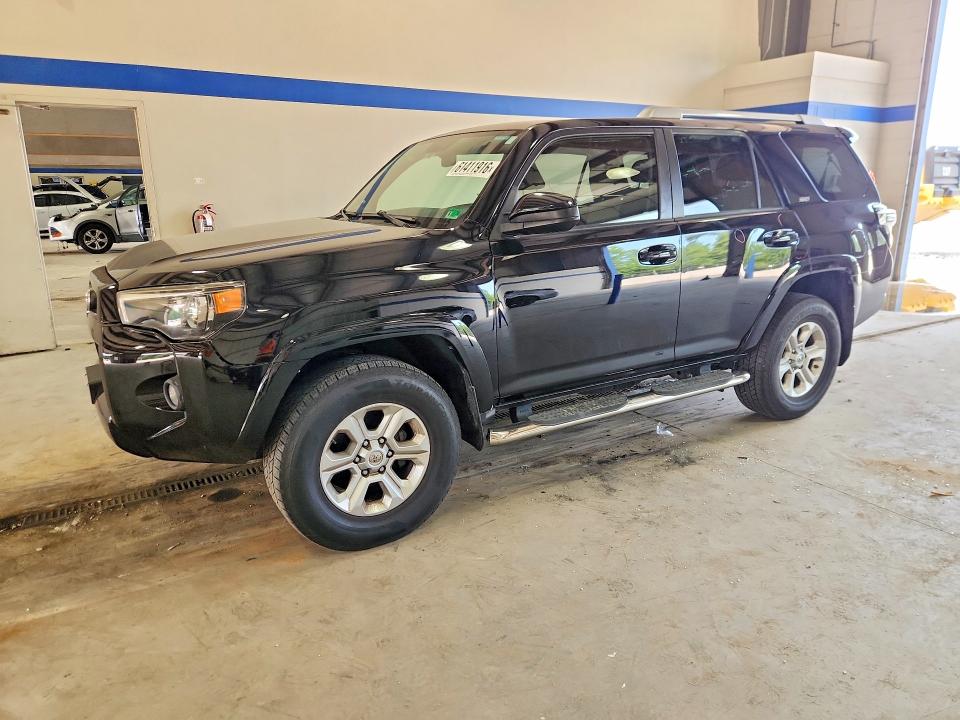 2017 Toyota 4runner VIN JTEBU5JR6H5452696 COPART salvage auction — MINOR DENT/SCRATCHES, Va - Cert Of Title - Salvage, sold $9,200 on 2026-07-31 (photo 1)