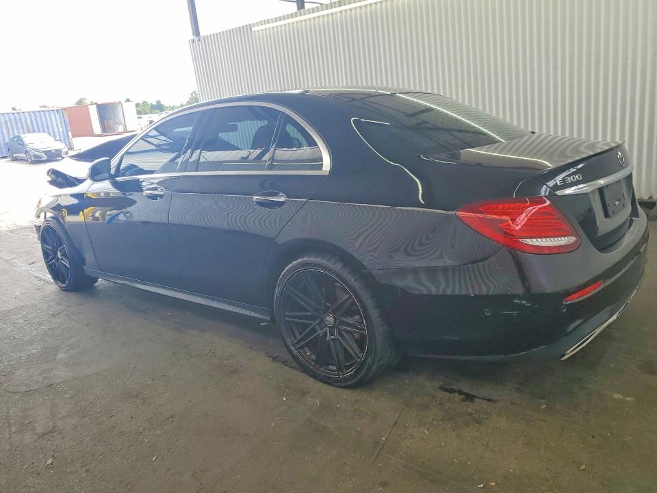 2017 Mercedes-benz E-klasse VIN WDDZF4KB0HA198103 COPART salvage auction — FRONT END, Fl - Certificate Of Title, sold $900 on 2026-07-30 (photo 2)
