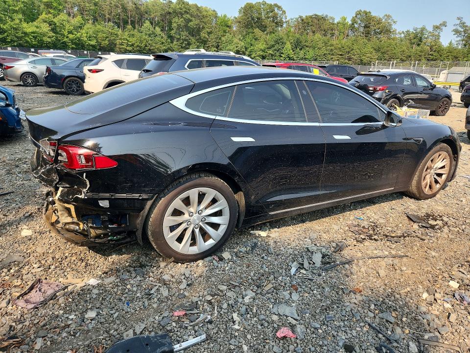 2017 Tesla Model s VIN 5YJSA1E11HF190594 COPART salvage auction — REAR END, VA - CERT OF TITLE - SALVAGE, sold $4,400 on 2026-07-28 (photo 3)