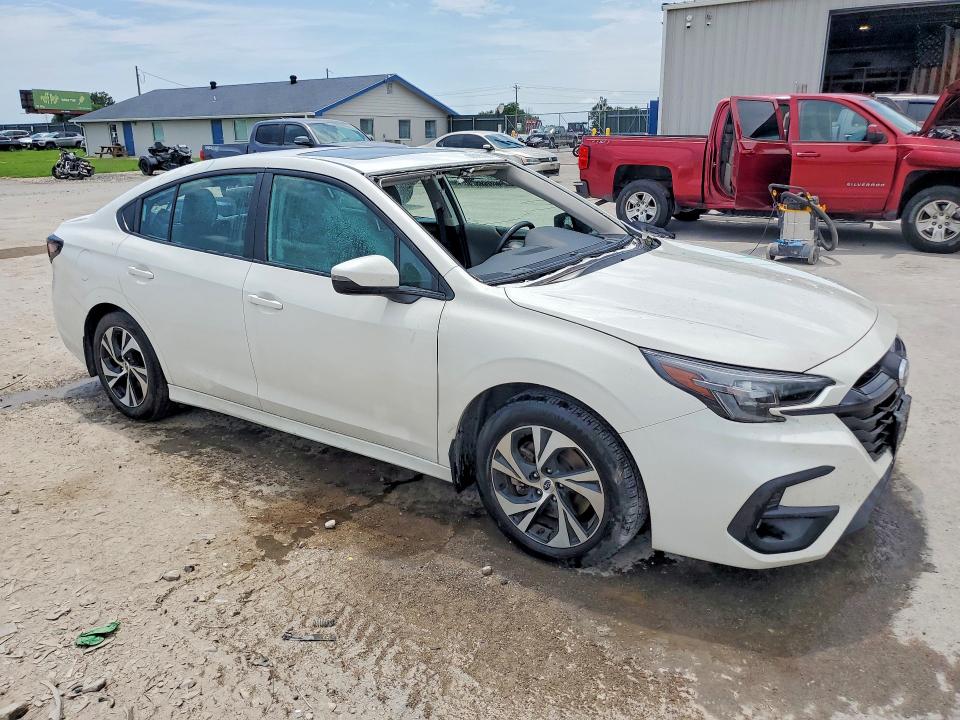 2023 Subaru LEGACY VIN 4S3BWAF63P3012466 COPART salvage auction — FRONT END, Mo - Salvage Certificate Of Title, sold $5,900 on 2026-08-03 (photo 4)