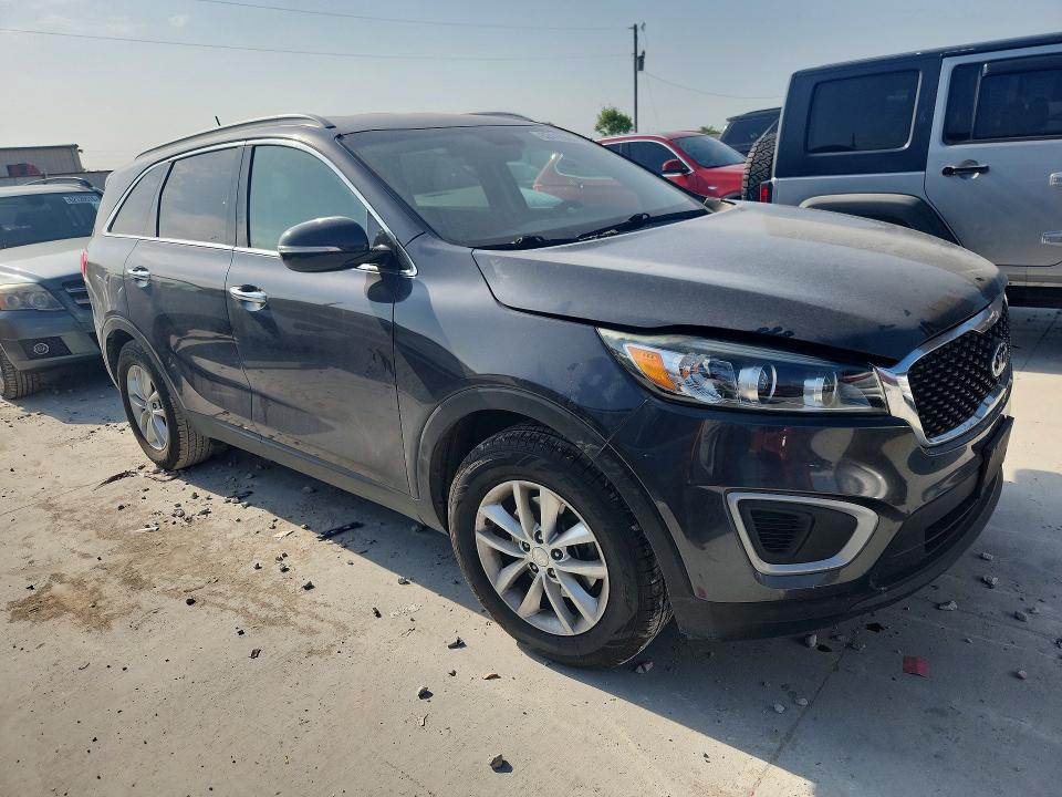 2017 Kia Sorento VIN 5XYPGDA52HG275645 COPART salvage auction — MECHANICAL, TX - CERTIFICATE OF TITLE, sold $1,350 on 2026-07-31 (photo 4)
