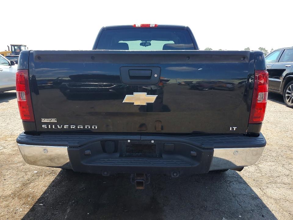 2011 Chevrolet Silverado 1500 VIN 1GCRKSE36BZ414107 COPART salvage auction — SIDE, PA - CERT OF TITLE, sold $400 on 2026-07-17 (photo 6)
