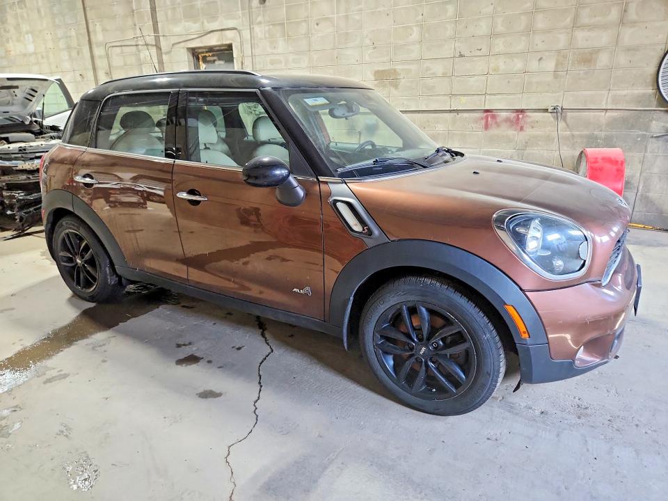 2014 Mini Cooper VIN WMWZC5C59EWP37766 COPART salvage auction — MINOR DENT/SCRATCHES, Mn - Non Public Clean Title, sold $450 on 2026-08-04 (photo 4)