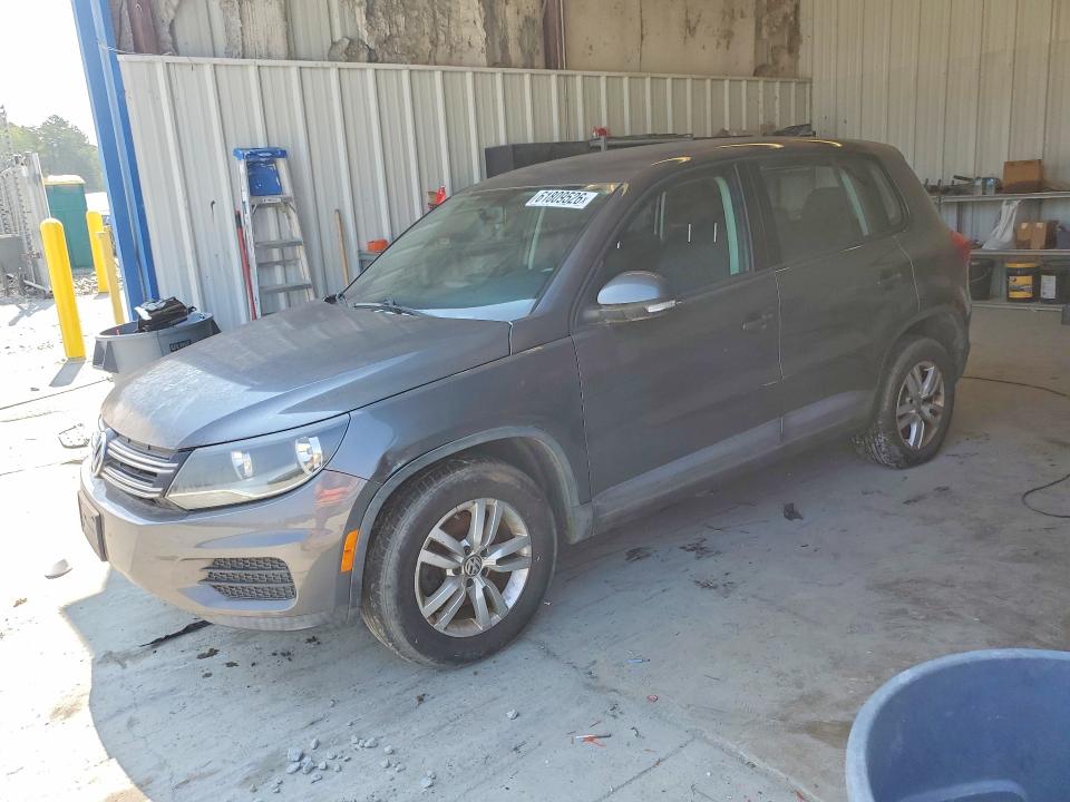 2014 Volkswagen Tiguan VIN WVGBV3AX1EW605250 COPART salvage auction — VANDALISM, NC - DEALER ONLY CLEAN TITLE, sold $375 on 2026-07-29 (photo 1)