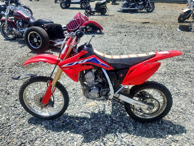 2024 Honda Crf VIN JH2KE03C6RK600093 COPART salvage auction — VANDALISM, Nc - Salvage Certificate Of Title, sold $2,200 on 2026-07-23 (photo 3)