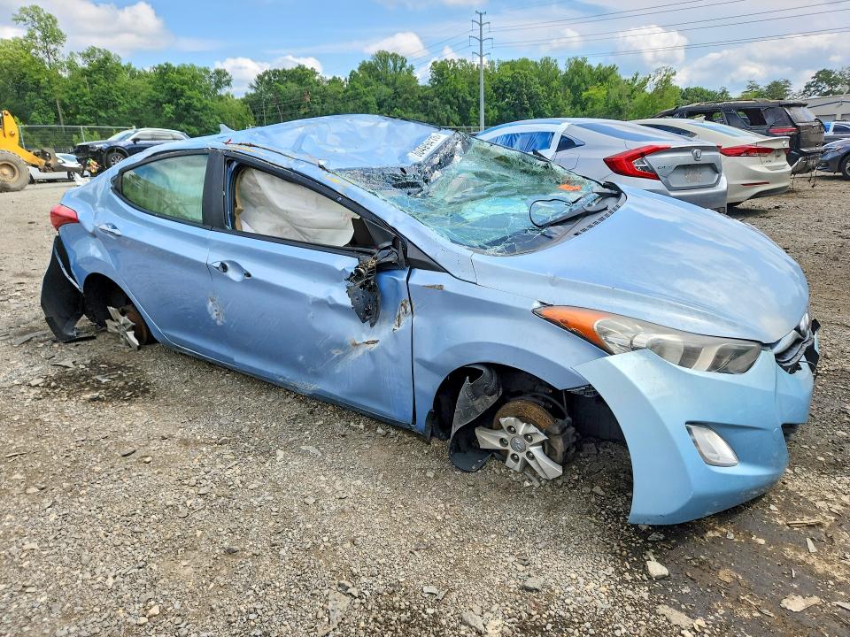 2013 Hyundai Elantra VIN KMHDH4AE4DU753231 COPART salvage auction — ROLLOVER, Md - Cert Of Salvage > 75% Damage, sold $225 on 2026-07-21 (photo 4)