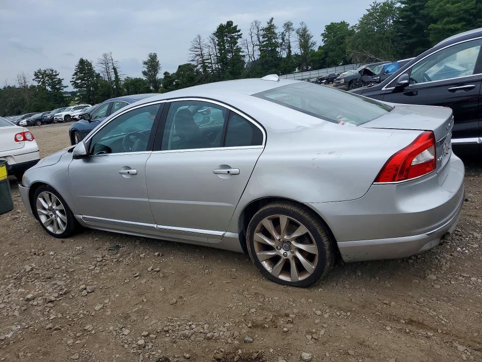 2016 Volvo S80 VIN YV140MAK6G1196680 COPART salvage auction — FRONT END, Md - Cert Of Salvage < 75% Damage, sold $250 on 2026-08-10 (photo 2)