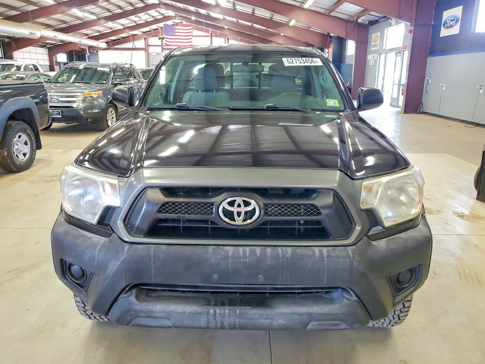 2015 Toyota Tacoma VIN 5TFUU4EN2FX125065 COPART salvage auction — MINOR DENT/SCRATCHES, Vt - Certificate Of Title (P), sold $1,550 on 2026-07-30 (photo 5)