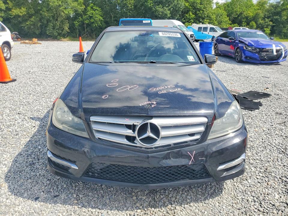 2012 Mercedes-benz VIN WDDGF4HB4CA623264 COPART salvage auction — REAR END, La - Cert Of Title-Salvage, sold $1,000 on 2026-08-03 (photo 5)