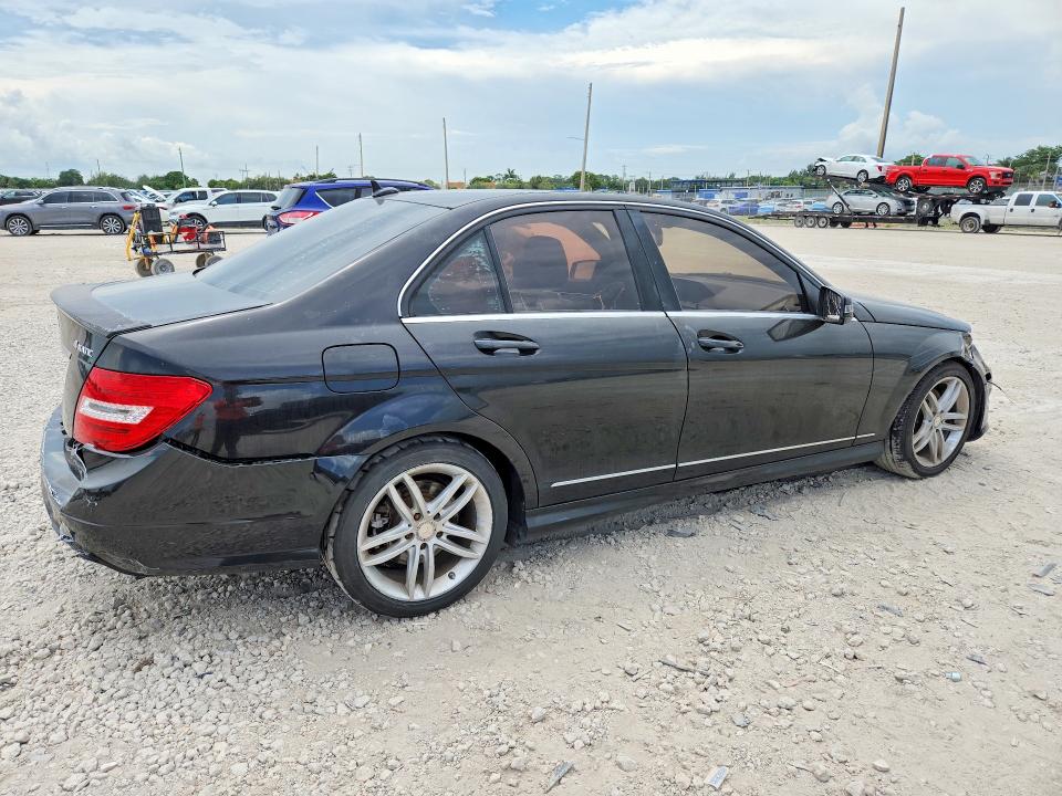 2014 Mercedes-benz VIN WDDGF8AB7EG201054 COPART salvage auction — FRONT END, Fl - Cert Of Title Slvg Rebuildable, sold $1,450 on 2026-08-11 (photo 3)