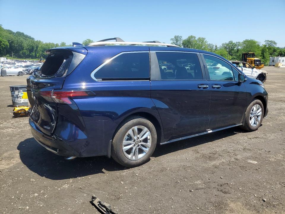 2025 Toyota Sienna VIN 5TDZSKFC1SS184668 COPART salvage auction — REAR END, Salvage Title, sold $27,500 on 2026-07-14 (photo 3)
