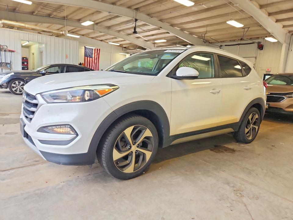 2017 Hyundai Tucson VIN KM8J3CA25HU281886 COPART salvage auction — MECHANICAL, Mn - Certificate Of Title, sold $225 on 2026-07-28 (photo 1)