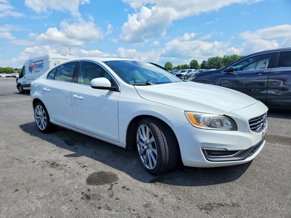 2016 Volvo S60 VIN LYV402FK9GB108166 COPART salvage auction — SIDE, Nj - Cert Of Title-Salvage, sold $725 on 2026-08-25 (photo 4)