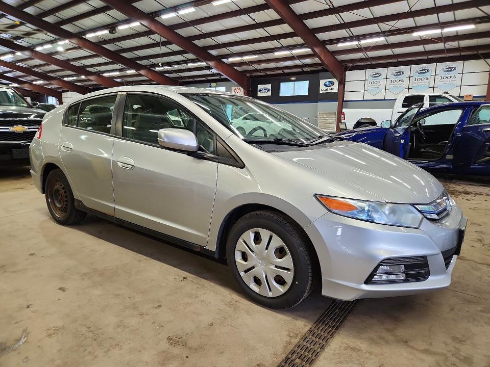 2014 Honda Insight VIN JHMZE2H50ES000191 COPART salvage auction — MINOR DENT/SCRATCHES, Nh - Certificate Of Title, sold $1,400 on 2026-07-30 (photo 4)