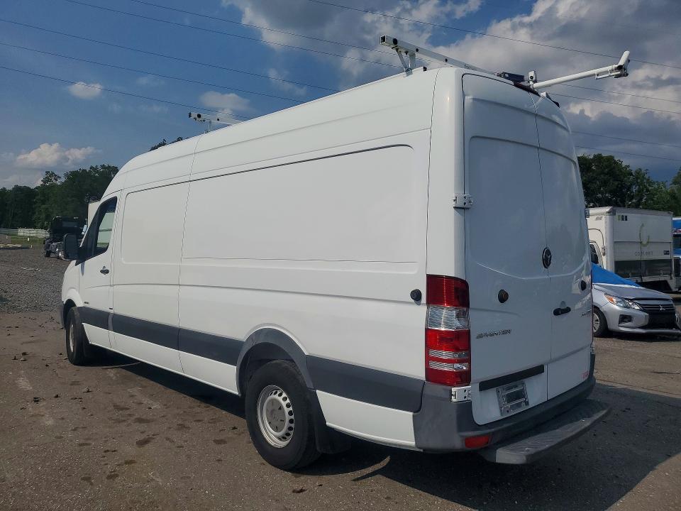 2014 Mercedes-benz Sprinter VIN WD3PE8DC3E5836036 COPART salvage auction — NORMAL WEAR, Pa - Cert Of Title, sold $3,700 on 2026-08-03 (photo 2)