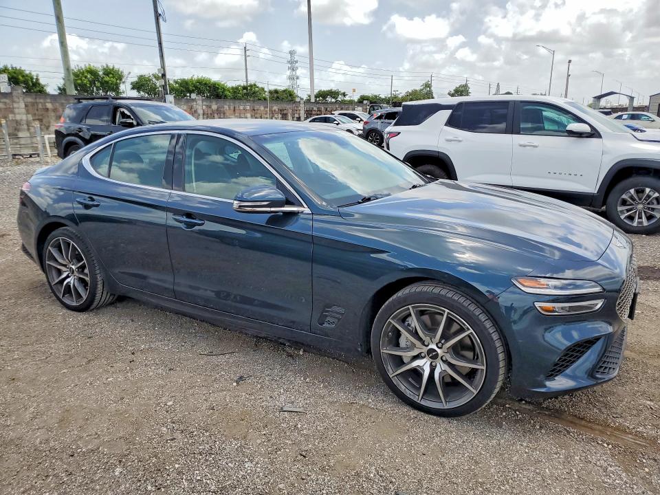 2025 Genesis G70 VIN KMTG34SC1SU149745 COPART salvage auction — MINOR DENT/SCRATCHES, Co - Certificate Of Title (P), sold $18,300 on 2026-07-15 (photo 4)