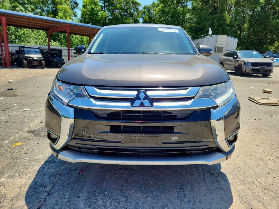 2017 Mitsubishi Outlander VIN JA4AD3A35HZ001049 COPART salvage auction — SIDE, Fl - Cert Of Title Slvg Rebuildable, sold $1,400 on 2026-07-17 (photo 5)