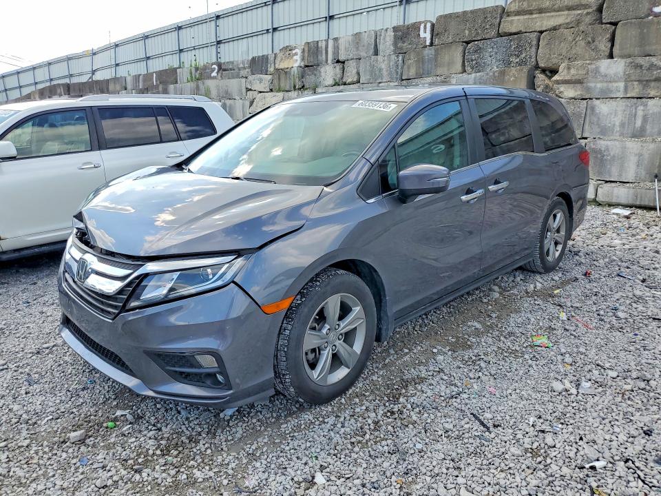 2018 Honda Odyssey VIN 5FNRL6H77JB022566 — COPART salvage auction photo