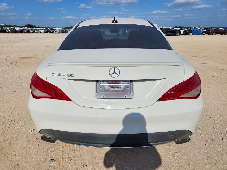 2016 Mercedes-benz Cla-klasse VIN WDDSJ4EB3GN339054 COPART salvage auction — MINOR DENT/SCRATCHES, Tx - Certificate Of Title, sold $3,250 on 2026-08-10 (photo 6)