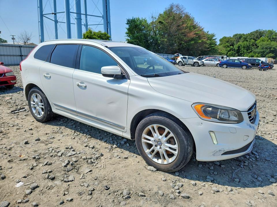 2016 Volvo Xc60 VIN YV4612RM5G2790805 COPART salvage auction — SIDE, Nj - Certificate Of Title, sold $1,850 on 2026-07-22 (photo 4)