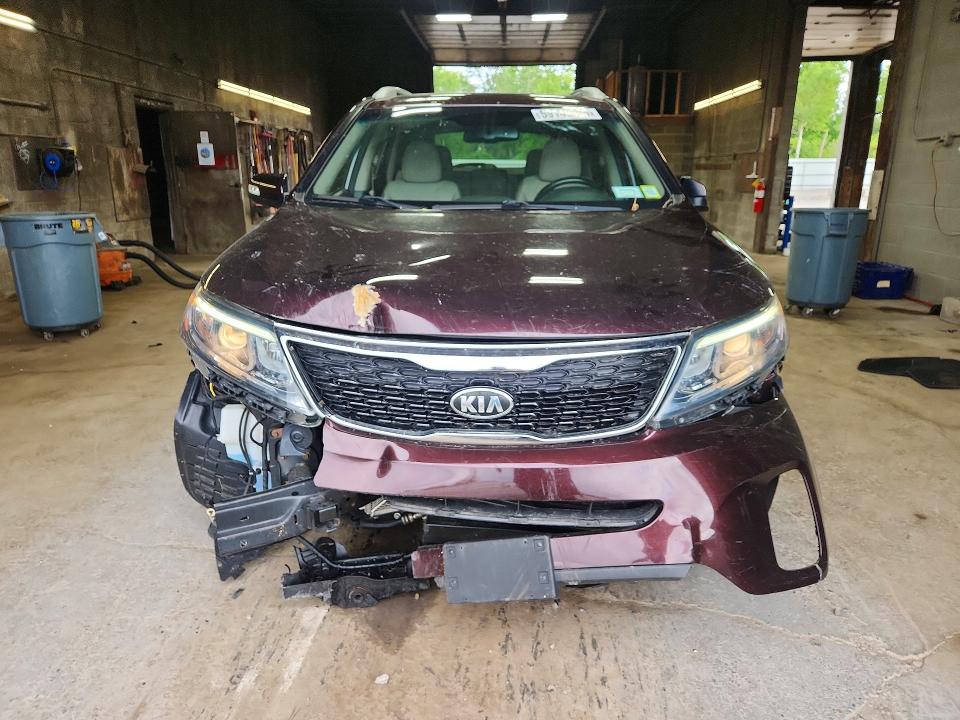 2015 Kia Sorento VIN 5XYKTCA66FG603722 COPART salvage auction — FRONT END, Ny - Mv-907A Salvage Certificate, sold $600 on 2026-07-27 (photo 5)