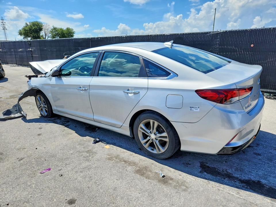 2019 Hyundai Sonata VIN 5NPE34AF9KH761378 COPART salvage auction — FRONT END, Fl - Certificate Of Title, sold $450 on 2026-07-09 (photo 2)