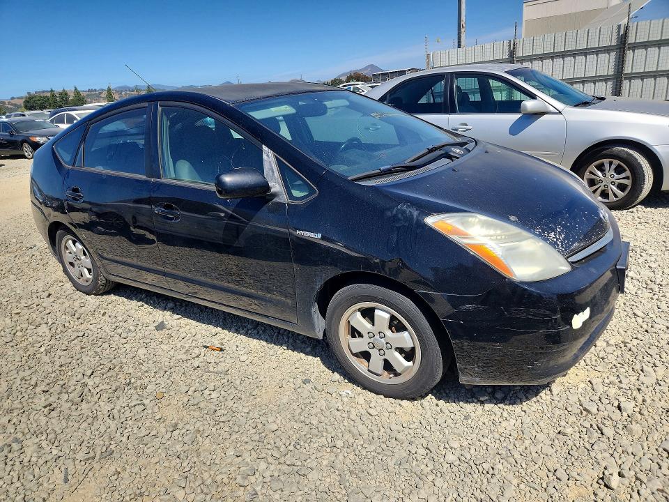 2006 Toyota Prius VIN JTDKB20UX63156216 COPART salvage auction — VANDALISM, CA - SALVAGE CERTIFICATE, sold $60 on 2026-07-30 (photo 4)
