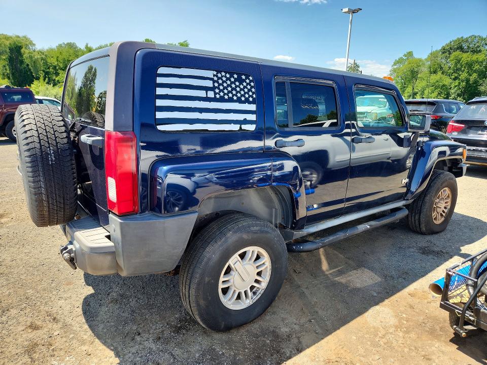 2007 Hummer H3 VIN 5GTDN13E378172303 COPART salvage auction — MINOR DENT/SCRATCHES, RI - CERTIFICATE OF TITLE, sold $1,350 on 2026-07-31 (photo 3)