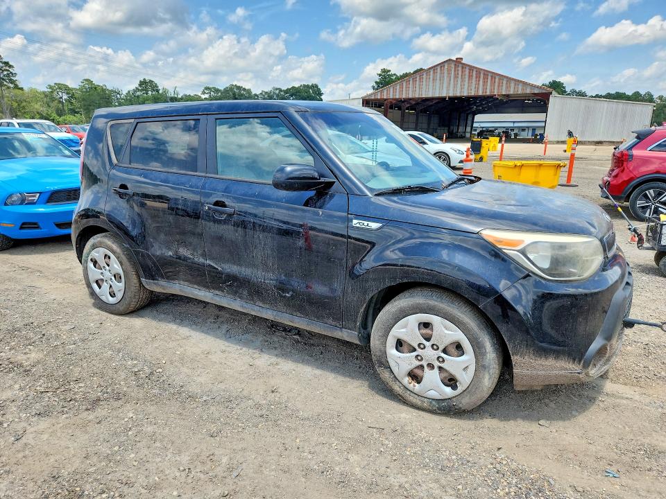 2015 Kia Soul VIN KNDJN2A26F7225962 COPART salvage auction — MINOR DENT/SCRATCHES, Salvage Title, sold $350 on 2026-07-24 (photo 4)