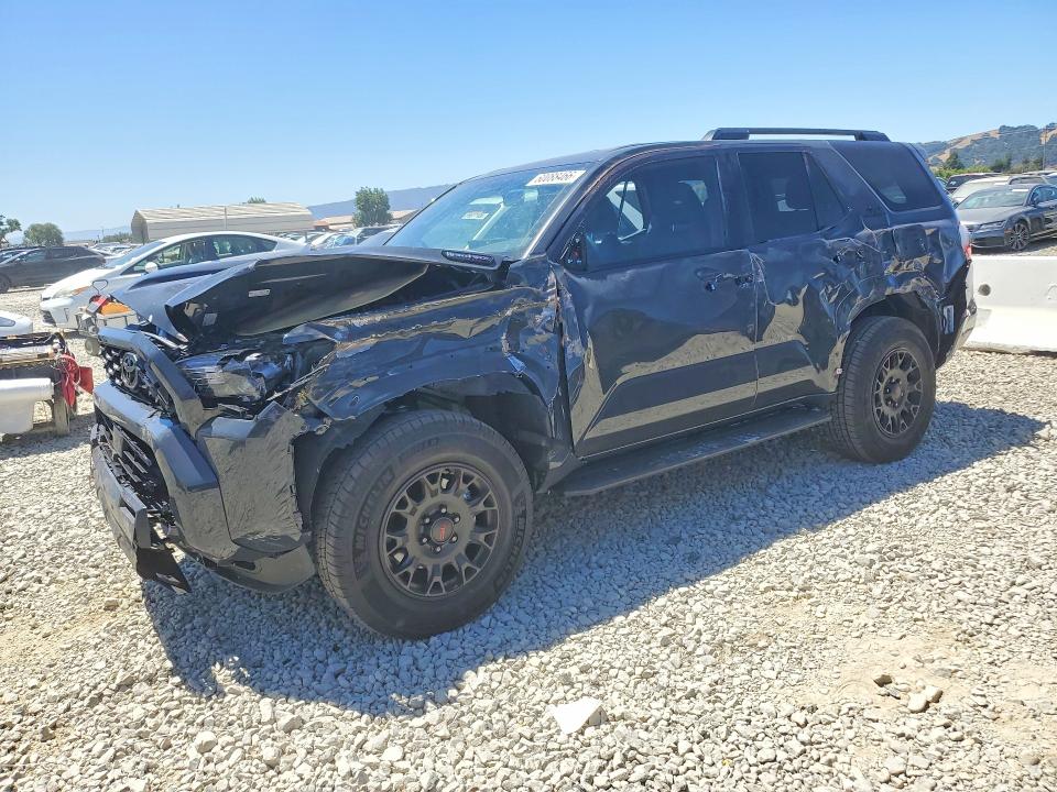2026 Toyota 4runner VIN JTEVB5BRXT5044583 — COPART salvage auction photo