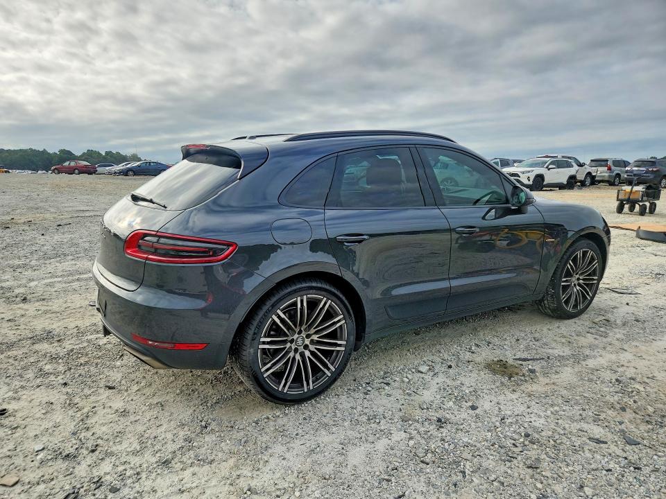 2017 Porsche Macan VIN WP1AA2A52HLB02397 COPART salvage auction — MINOR DENT/SCRATCHES, Ga - Certificate Of Title, sold $3,100 on 2026-07-29 (photo 3)