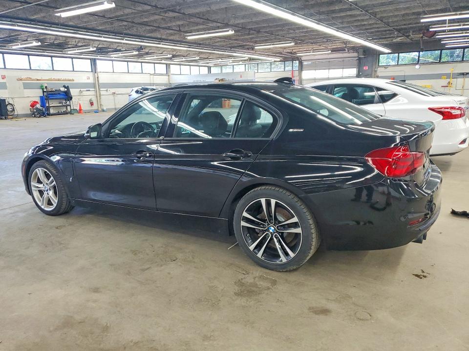 2018 BMW VIN WBA8E1C52JA178048 COPART salvage auction — NORMAL WEAR, Wi - Certificate Of Title, sold $4,800 on 2026-08-21 (photo 2)